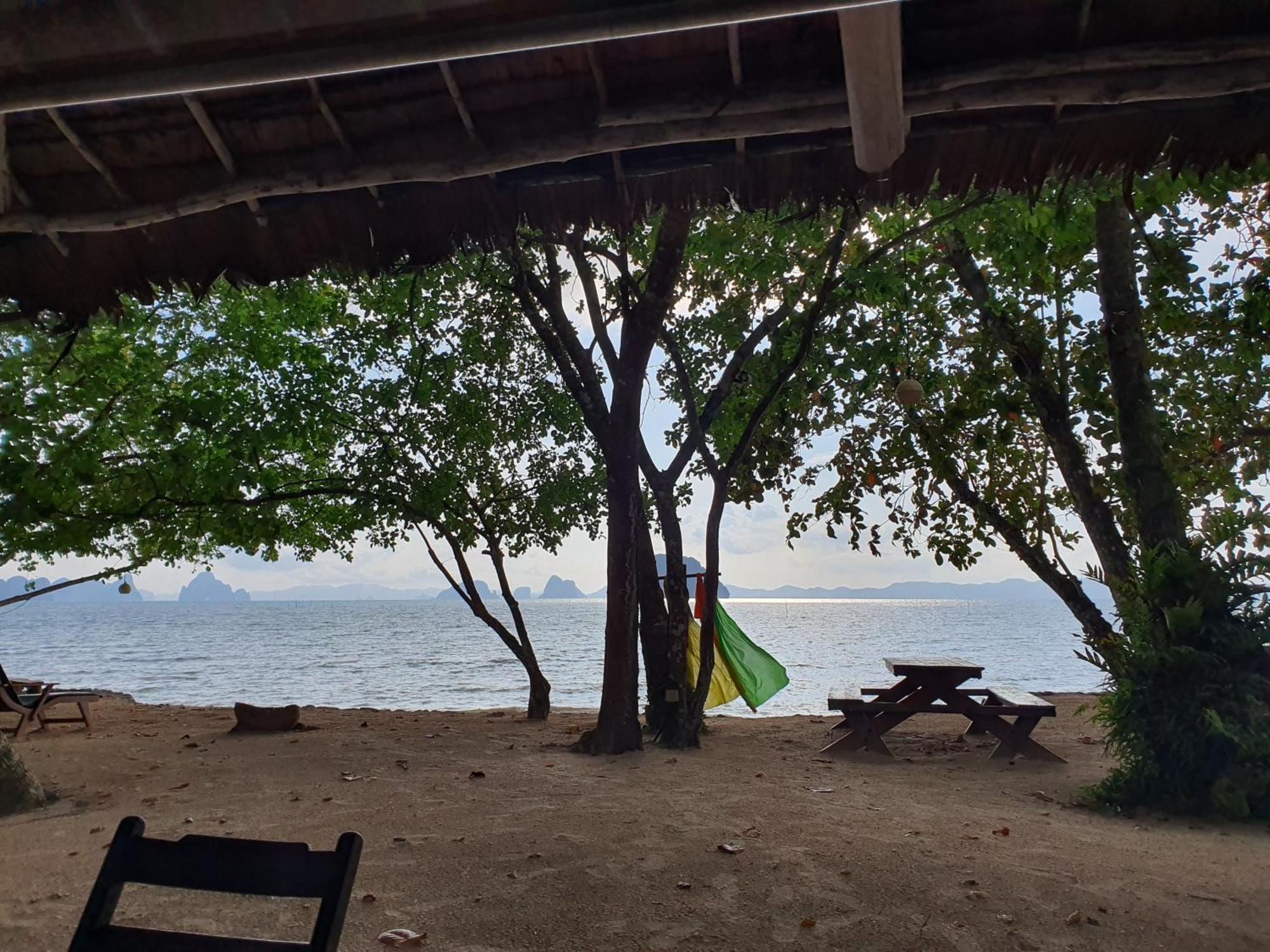 Melina Beach Front Bungalows Tha Lane Bay Exteriör bild