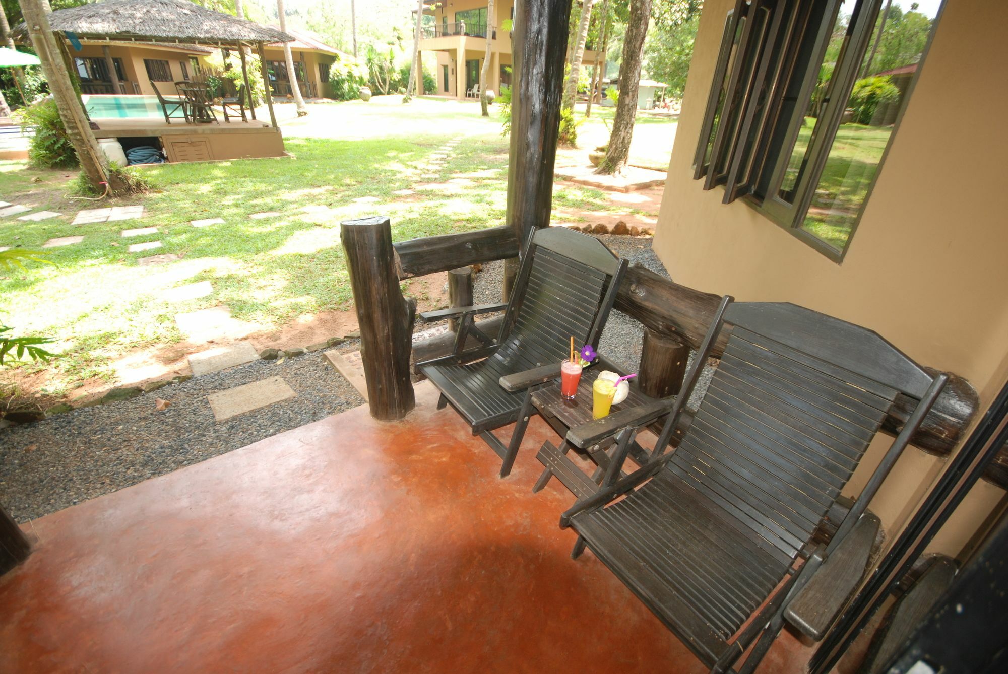 Melina Beach Front Bungalows Tha Lane Bay Exteriör bild